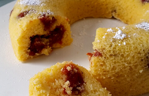 Bolo de Milho com Goiabada